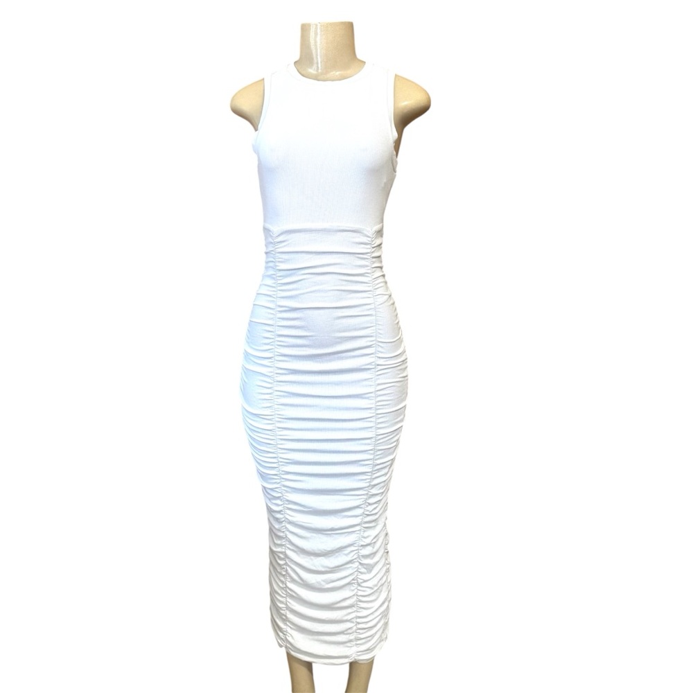 Blanc Clothing Elegant White Ruched Midi Dress Size S White